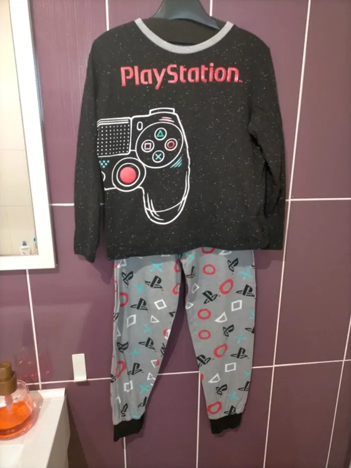 Pyjama PlayStation 8 ans ( 128 cms)