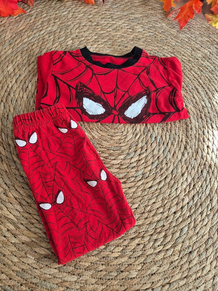 Pyjama SpiderMan 3 ans - photo numéro 5