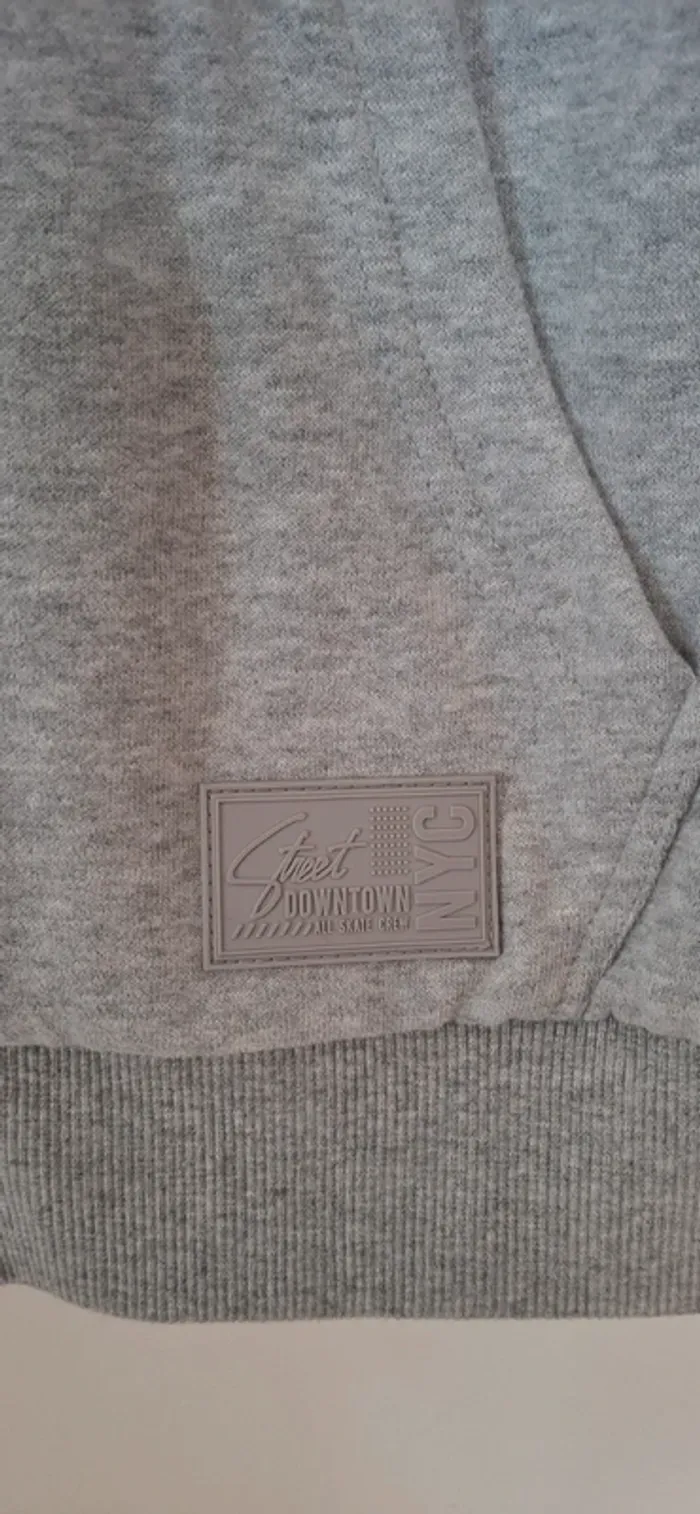 Veste polaire à capuche gris – La Halle – Enfant XS 156 cm - photo numéro 3