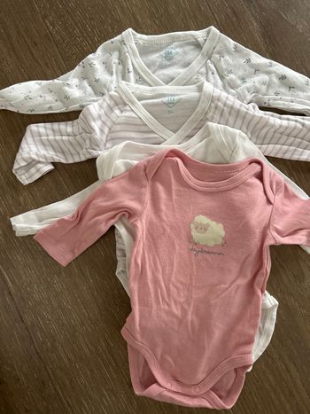 Lot 4 bodies manches longues