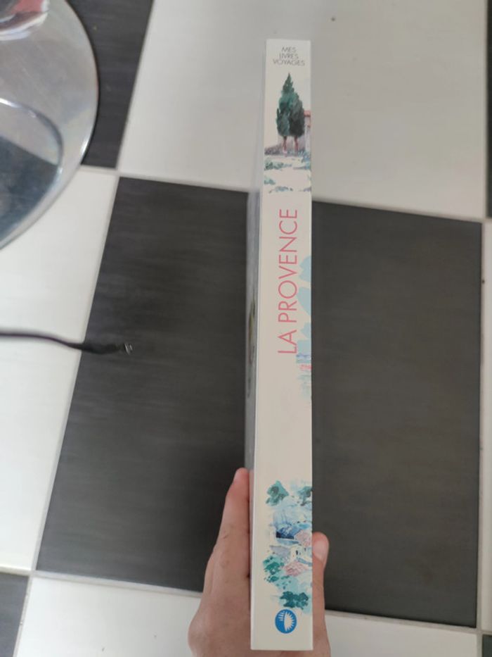 Livre La provence - photo numéro 2