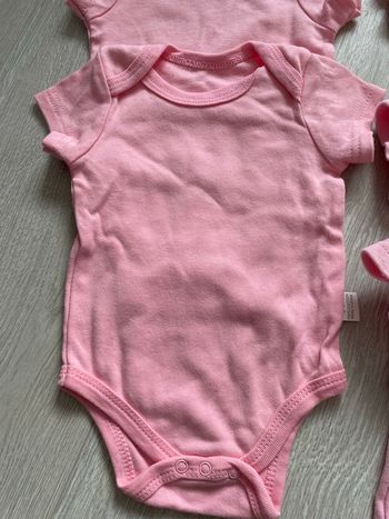Bodies fille 3 mois