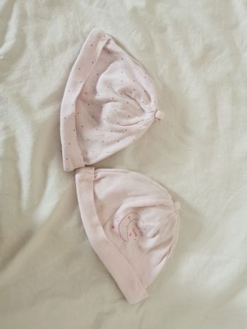 2 bonnets rose naissance