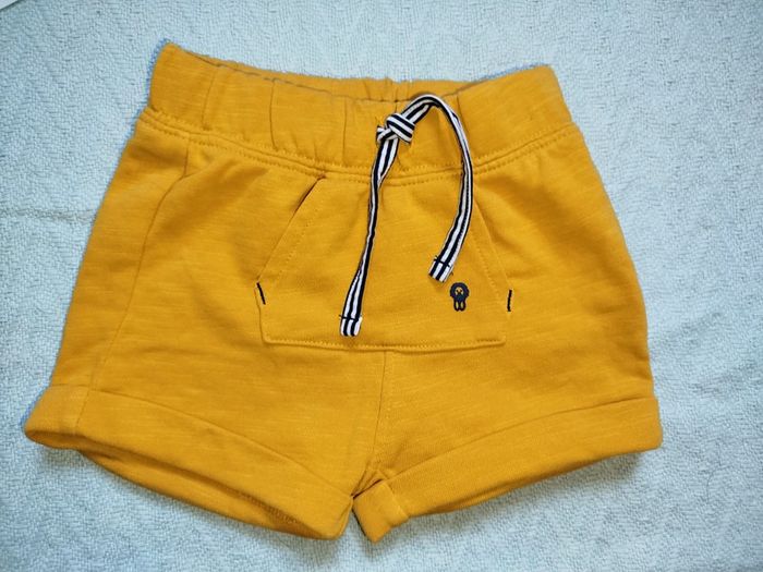 Ensemble jaune singes - photo numéro 5