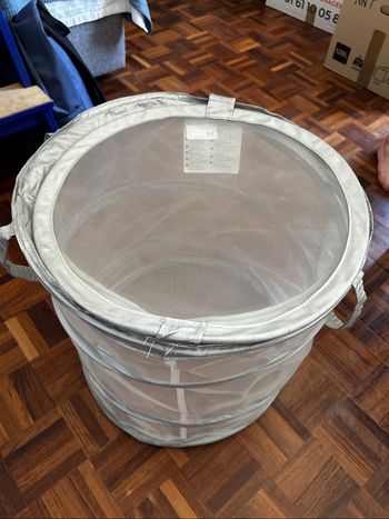 Panier à linge ou peluche pliable