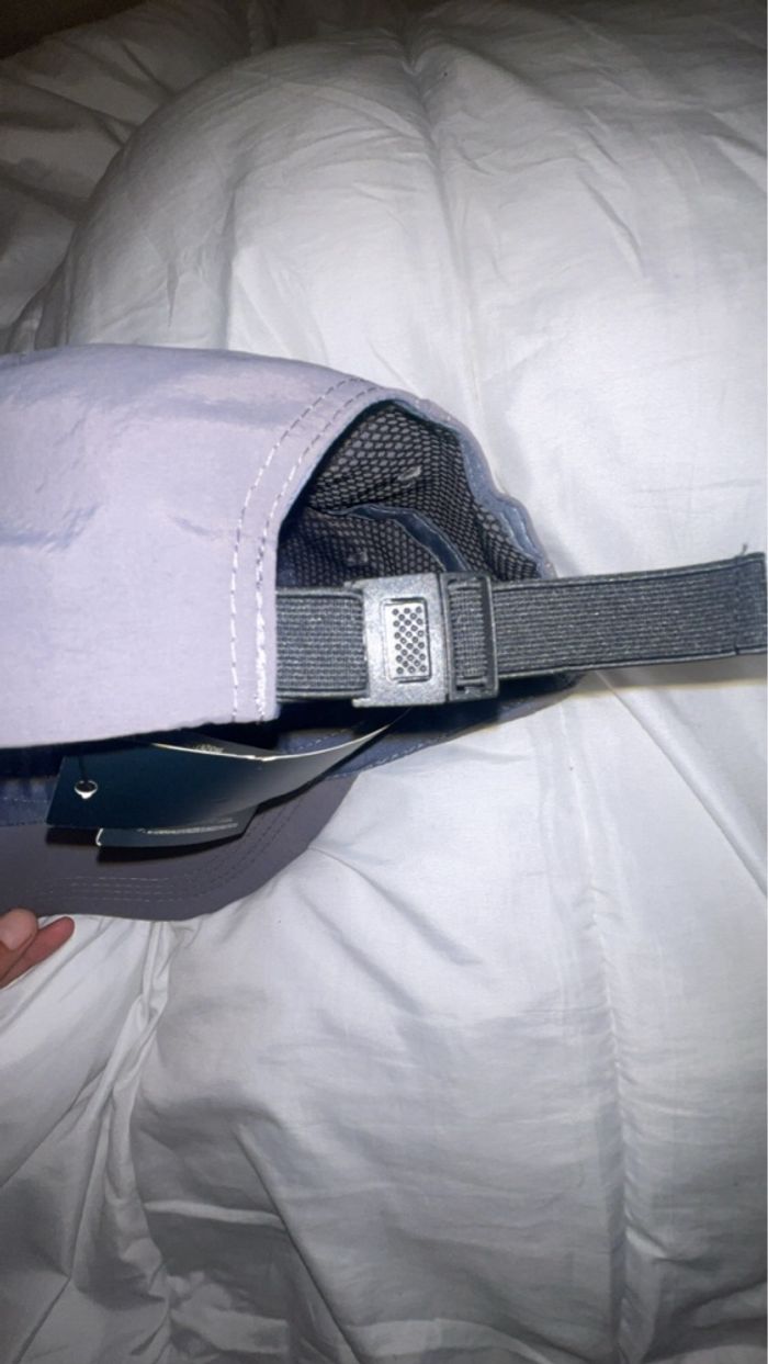 Casquette stone island - photo numéro 3