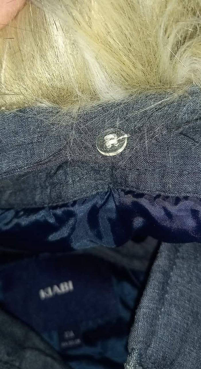 Blouson kiabi 12 ans Gris/bleu marine 
Tres bon état car très peu mis - photo numéro 5