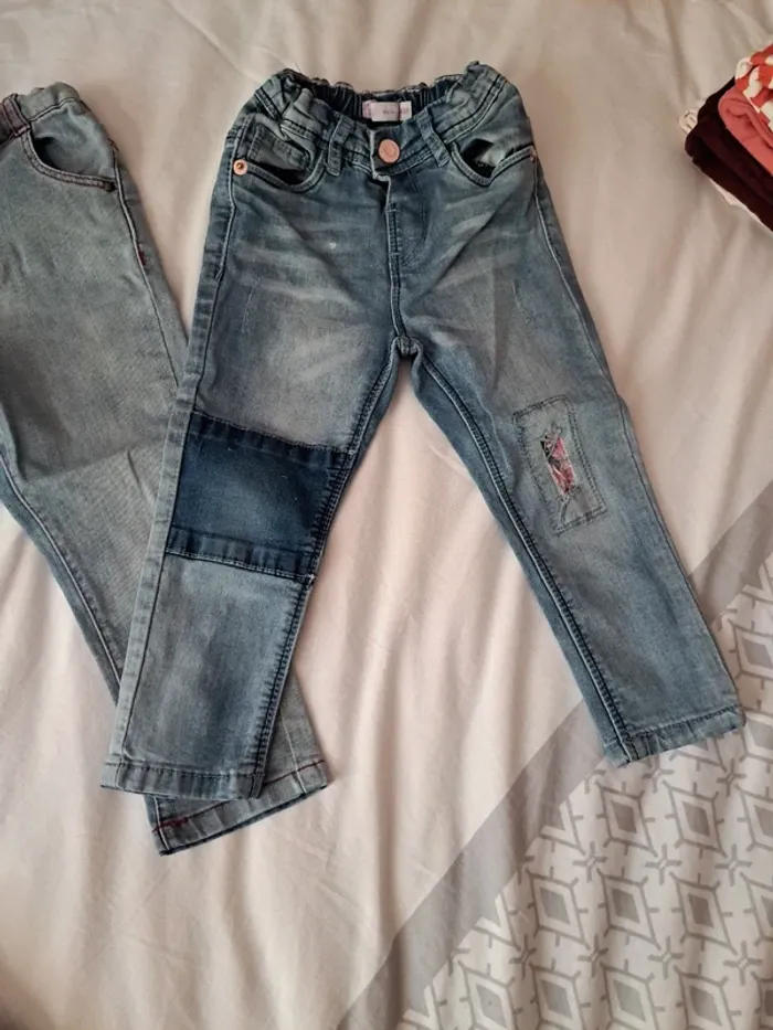 Lot jeans 24 mois - photo numéro 5