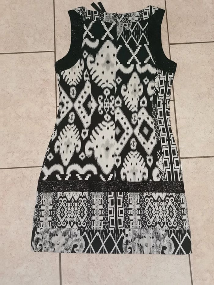 Robe desigual 38 - photo numéro 6