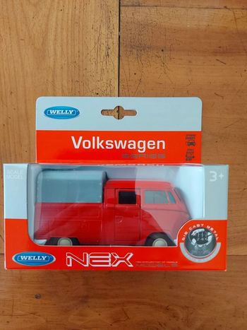 Volkswagen  T1  soft-top  - rouge