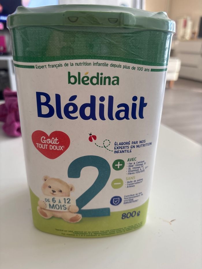 Boîte de lait bébé