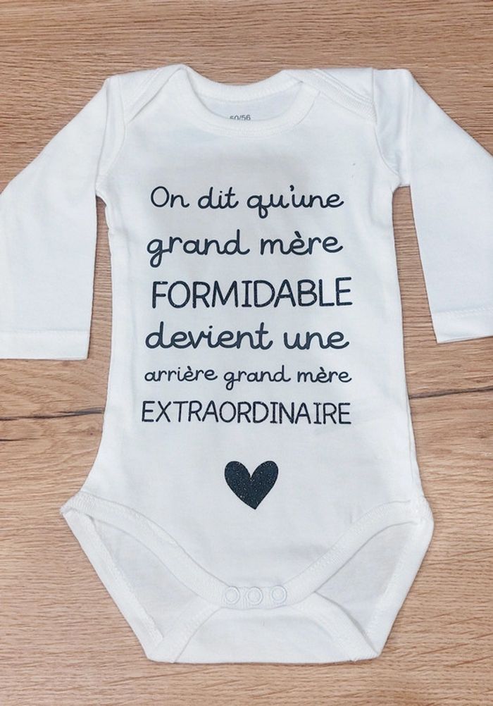 Body annonce grand mère arrière grand mère