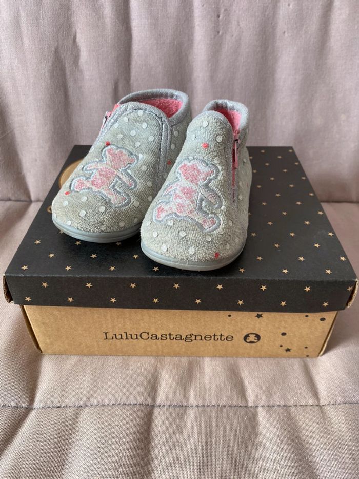 Chaussons taille 20