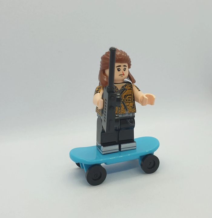 Figurine Stranger Things - Jane "Eleven" Hopper - (Style Lego) - photo numéro 2