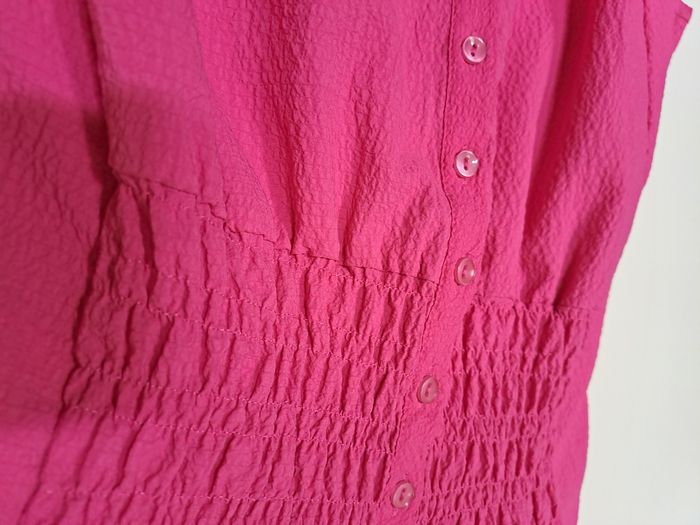 Blouse rose fushia en seersucker sans manche - photo numéro 2