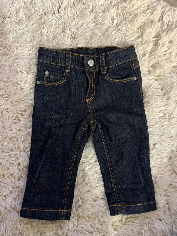 Lot 4 pièces : 2 grenouillères + 1 pantalon + 1salopettes Pantalon bébé 3 mois - photo numéro 2