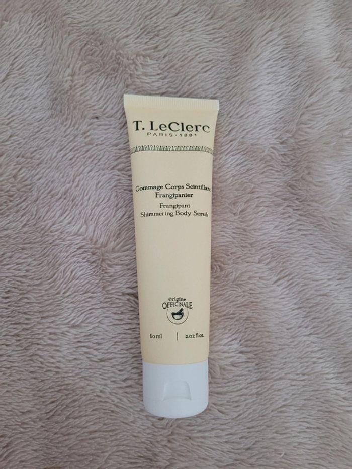 Gommage corps scintillant T. Leclerc