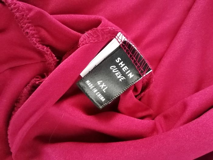 Tee-shirt femme shein curve taille 4XL - photo numéro 3