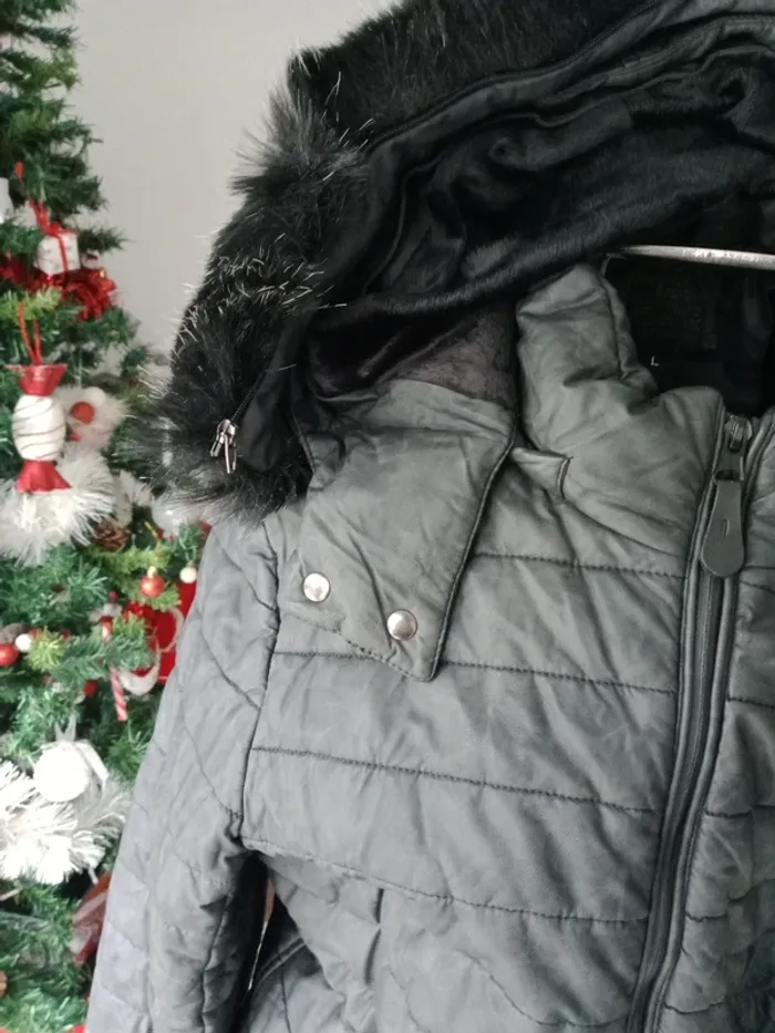 Blouson matelassé fourré avec capuche fausse fourrure , - photo numéro 2
