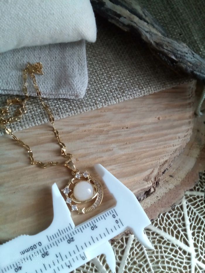 Collier pendentif astre avec pierre de lune naturelle - photo numéro 2