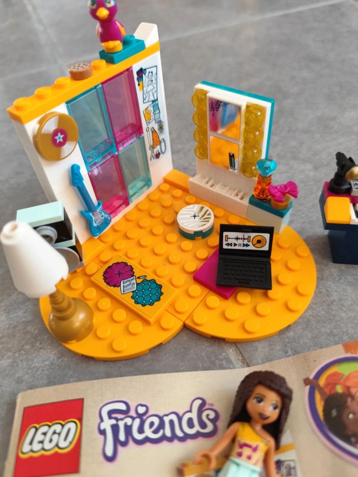 La chambre d'Andrea lego Friends - photo numéro 4