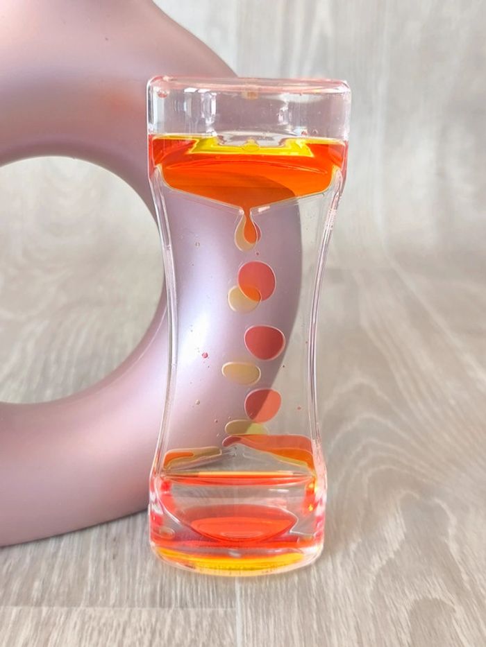 Sablier à huile apaisant orange et jaune