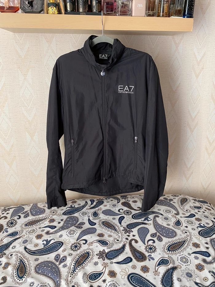Superbe belle veste coupe vent noire Emporio Armani taille L