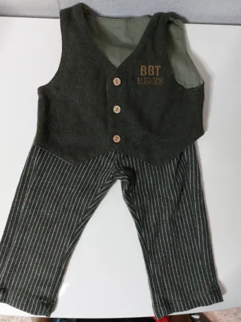 Ensemble gilet vert  foncé " bebetto "