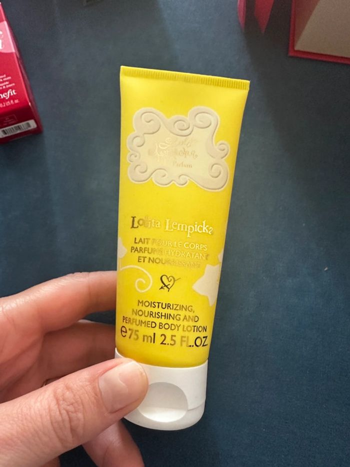 Lait parfumé pour le corp lolila lempicka
