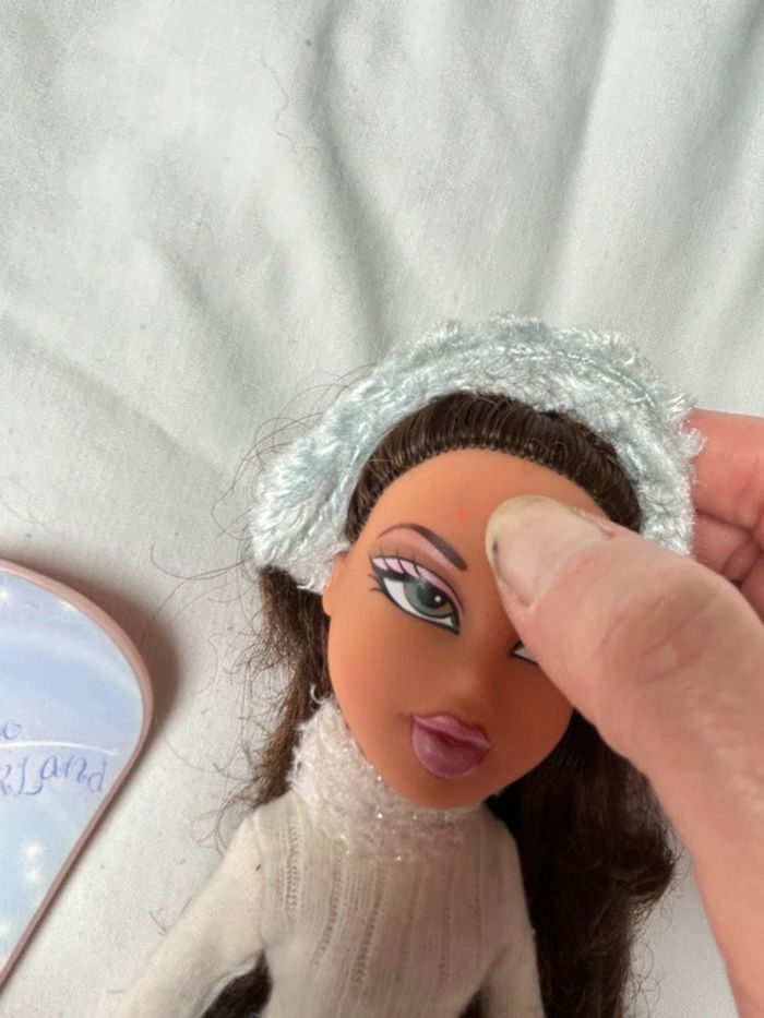 Bratz Poupée mannequin Yasmin. - photo numéro 3