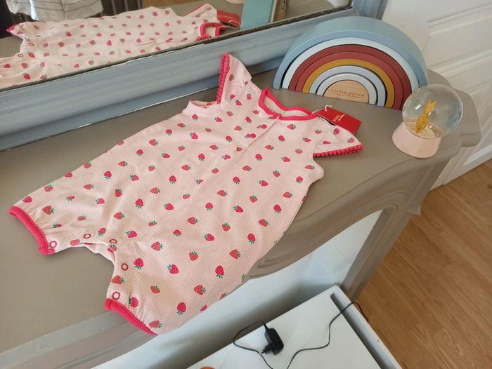 Barboteuse neuve 6 mois DPAM