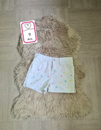 Short en jeans à fleurs * Kiabi *