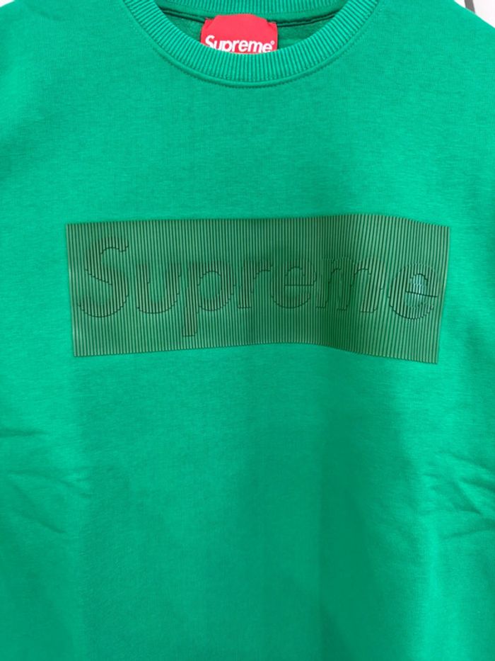 Pull / Sweat vert Supreme Taille L - photo numéro 2