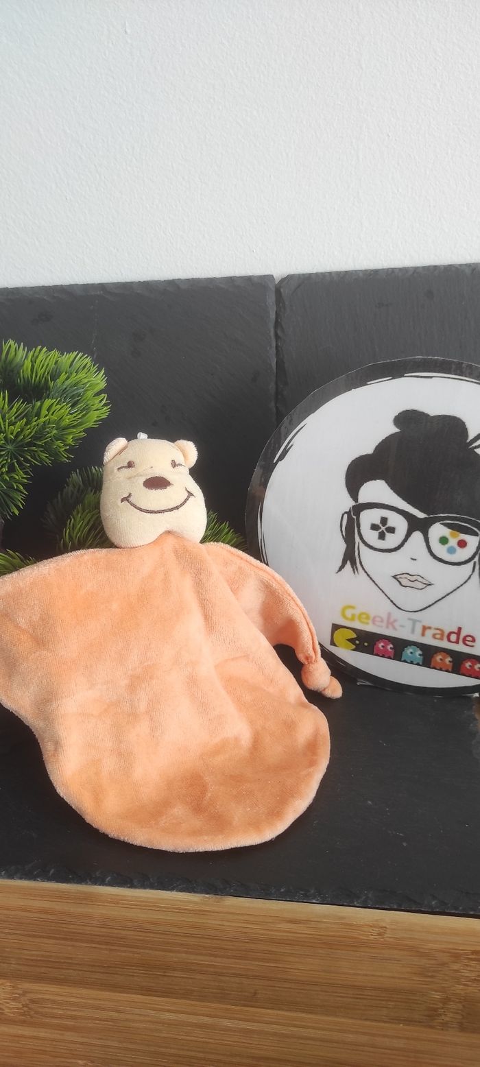 doudou ancien ours Winnie l ourson winny the pooh disney orange vintage Noeud