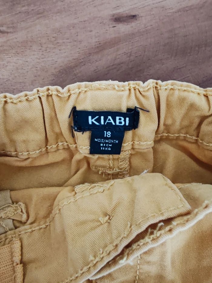 Short jaune foncé - photo numéro 4