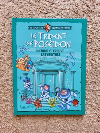 Livre jeu neuf "Le trident de Poséidon" Cherche et trouve labyrinthe