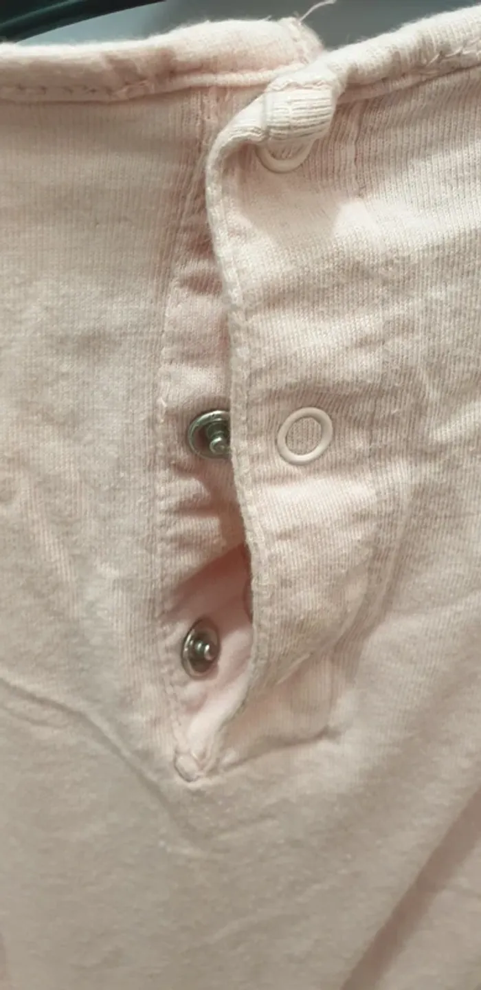 Tshirt manches longues ou sous pull 24 mois - photo numéro 3