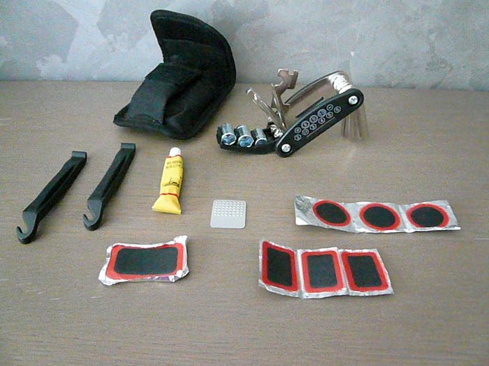 Kit de réparation vélo neuf