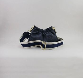 Sac à bandoulière large marine femme cuir neuf frédéric t paris