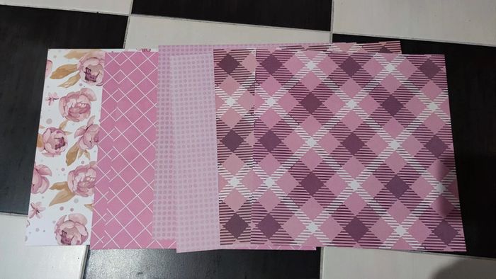 Lot de 7 feuilles recto verso cartonnées 30 x 30 cm #101