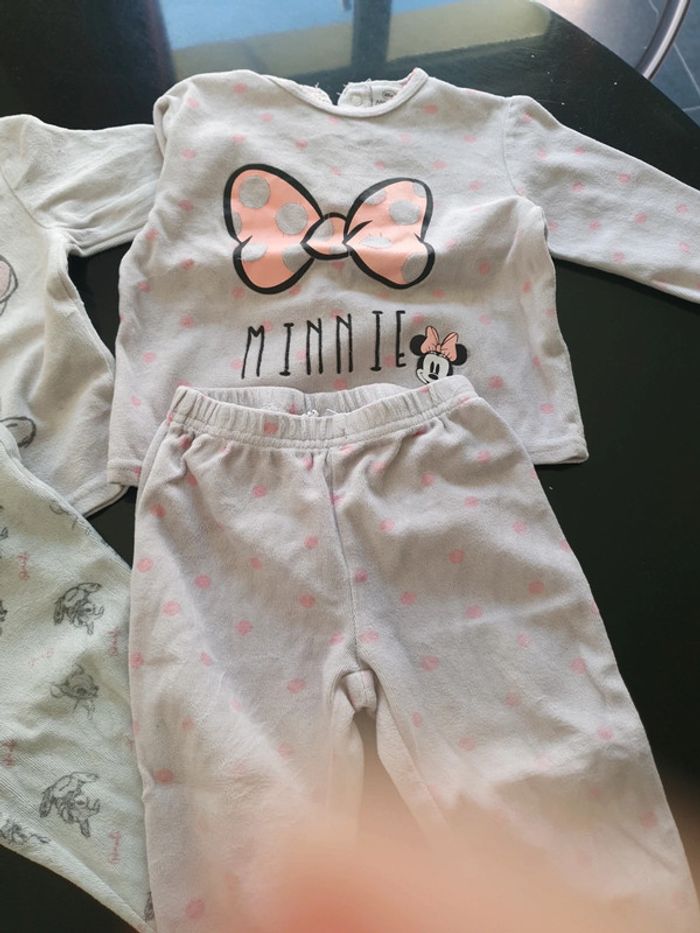 Lot pyjamas disney 18 mois - photo numéro 3