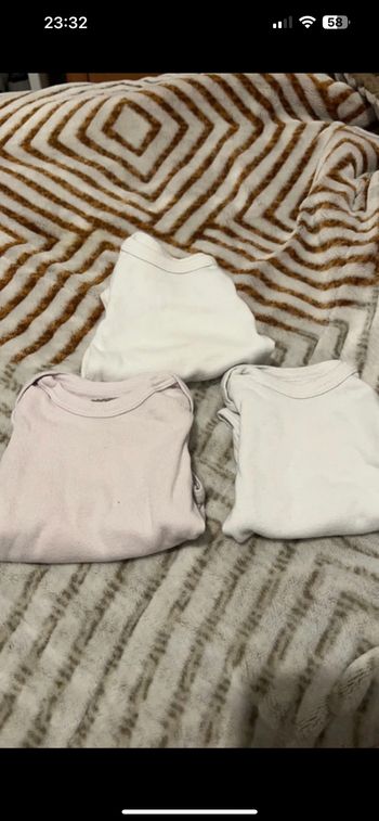 Lot body taille 1 mois