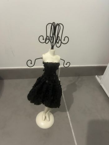 Porte bijoux corps de femme 