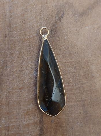 Pendentif en pierres naturelles semi-précieuses