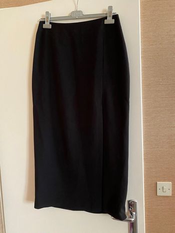 Jupe noire chantal rosner taille 42 ouverte devant modèle Daisy