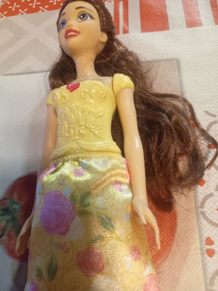 Poupée princesse Belle - photo numéro 4