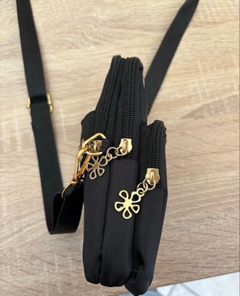 Pochette à bandoulière