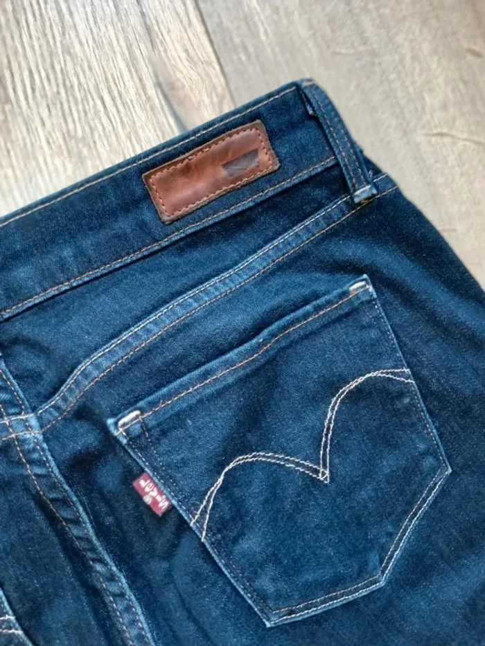 Jean levis 28x32 demi curve bootcut skinny bleu brut FR38 modern rise bleu - photo numéro 2