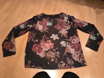 Pull gris à fleurs Lolaliza taille 42