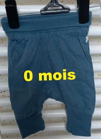 Pantalon bleu canard  style sarouel  Tape à  l'oeil Taille 0  mois
